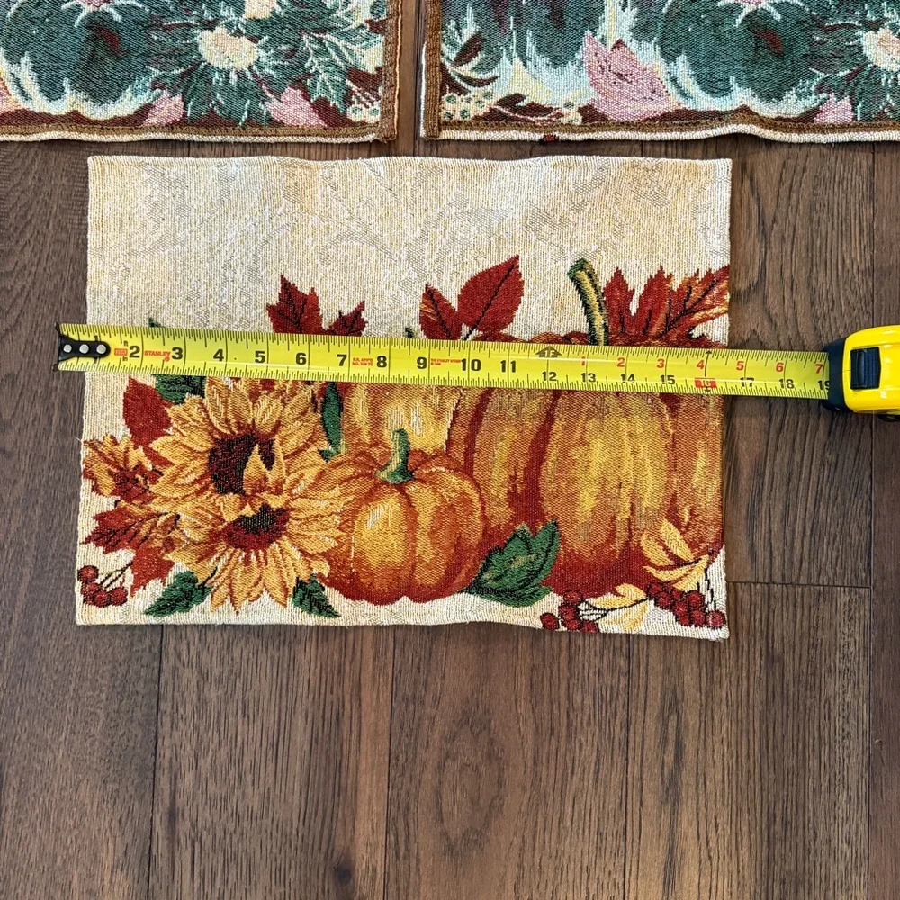 Vintage placemats designed with sunflower & pumpkins, set of 4